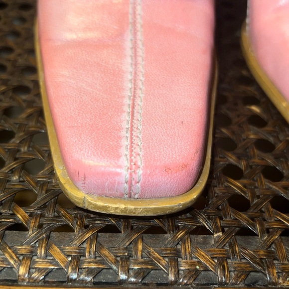 Vintage Genuine Leather BP. Heels - Picture 4 of 10